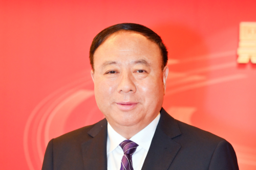 全國人大代表李寅2025年提案--關(guān)于推動(dòng)分布式電源高質(zhì)量、有序發(fā)展，助力“雙碳”目標(biāo)實(shí)現(xiàn)的建議